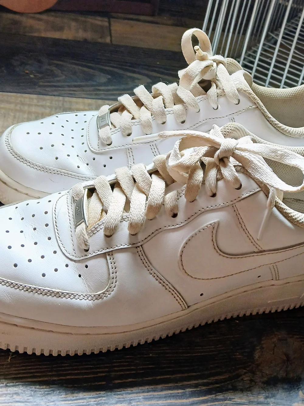 Men's Nike Air Force 1 Sneakers Size 8